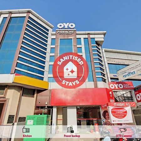 Oyo 10213 Hotel Panache ماثورا المظهر الخارجي الصورة